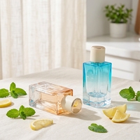 Flacon de parfum de luxe personnalisé avec logo, 30ml 50ml 100ml, en verre, de haute qualité, OEM, vide, rechargeable, avec pompe pulvérisatrice et bouchon, emballage en gros
