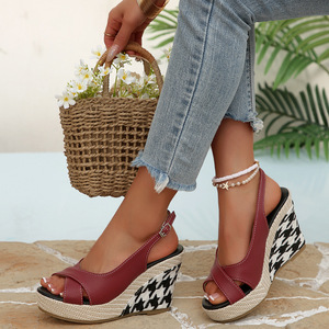 Sandalias de cuña Xuanhui de verano con punta abierta, tiras cruzadas, tacón de <span class=keywords><strong>plataforma</strong></span>, estilo slingback, para playa, con estampado de estrellas - Product Image 6