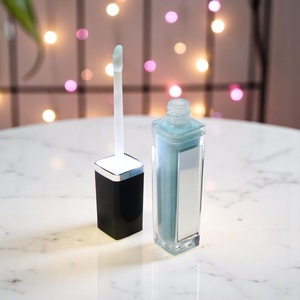 lip gloss with led lights - Product Image 1