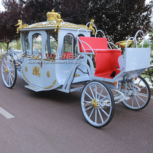 Offre Spéciale : Carrosse Électrique Royal Blanc Classique Sans Chevaux pour Hôtels de Luxe et Mariages – Transport de Style Vintage - Product Image 3