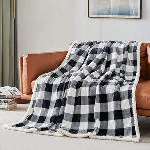 Fábrica personalizada Simple cálido suave Sherpa <span class=keywords><strong>Plaid</strong></span> rayas sofá cama cubierta Navidad impreso portátil dormir polar Manta-Doble - Product Image 5