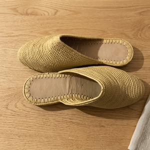 Rafia Hecha a Mano para Sandalias de Verano con Punta Abierta, Rayas y Suela de Cuero Genuino Transpirable - Product Image 2