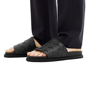 Mules et pantoufles de luxe pour hommes en cuir de vache véritable 100% brut, décontractées, sans talon, à bout ouvert, personnalisables avec logo, directement de l'usine - Product Image 4