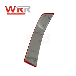 1648201174 1648201274 Lentille réflectrice rouge montée sur le pare-chocs pour Benz W164 ML350 ML550 Système d'éclairage automobile Durable Avertisseur arrière - Product Image 6