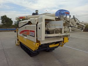 Moissonneuse-batteuse à chenilles Wishope ENF808G DF <span class=keywords><strong>ISEKI</strong></span> 450*90*50 avec système de liaison pour la récolte de céréales - Product Image 5