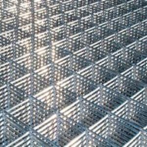 รั้วเหล็กโครงสร้างแบบตาข่ายเชื่อมเหล็กกล้าคาร์บอนต่ำ รูสี่เหลี่ยม ผลิตตามสั่ง ขายส่ง ชุบสังกะสี ขนาดตาข่าย 25 มม./50 มม. ตัดตามขนาดที่ต้องการ - Product Image 6