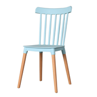 Vente en gros de chaises en plastique de jardin, chaise en bois, ensemble de table à manger en plastique nordique pp, 6 chaises, chaise de salle à manger