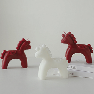 <strong>2026</strong> Year Horse Modern Creative <strong>New</strong> Year Gift Atmosphere Ornaments Fragrance Gifts Pony Aromatherapy <strong>Candle</strong> Soy Wax Handmade - Product Image 4