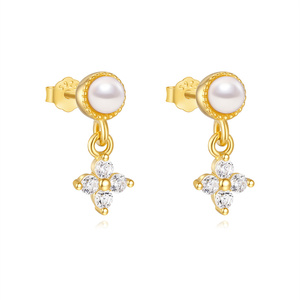 Boucles d'oreilles pendantes en argent S925 avec perles creuses, motif fleur et papillon, élégantes - Product Image 1