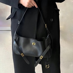 Bolsos de mano de cuero individuales de estilo de moda Vintage personalizados de lujo para damas Bolsos de cuero genuino para mujer - Product Image 5