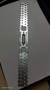 Profilés en acier léger pour plafond en plaques <span class=keywords><strong>de</strong></span> plâtre, profilés principaux et auxiliaires en forme <span class=keywords><strong>de</strong></span> V pour appartements et villas, galvanisés et résistants à la rouille - Product Image 6