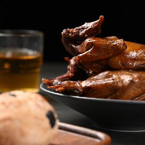 YGY เนื้อหมูตุ๋น<span class=keywords><strong>สูตร</strong></span>พิเศษพร้อมซอสปรุงรสในน้ำซุปหมักสูตรโบราณ บรรจุภัณฑ์สุญญากาศ 300 กรัม ปรุงรสด้วยเกลือ - Product Image 4