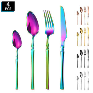 Set di Posate in Acciaio Inox Quattro Pezzi Coltello Forchetta Cucchiaio con Finitura Oro e Argento per Matrimoni ed Eventi - Product Image 1