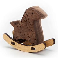 Diffuseur d'arômes en bois de noyer noir naturel en forme de cheval à bascule, support créatif pour huiles essentielles, pour la décoration de la maison et du bureau