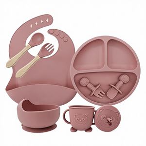 Juego de Vajilla de Silicona para Bebés de 0 a 12 Meses, con Plato, Babero y Cubiertos, Libre de BPA, con Logotipo Personalizado al por Mayor - Product Image 1