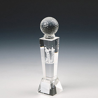 Trophée étoile en cristal pour la réussite des partenariats et les réalisations collaboratives
