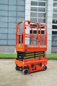 Plataforma Elevadora de Tijera Autopropulsada Eléctrica NOBLELIFT Serie SC de Acero, 240 kg, 5.9 m, Plataforma Móvil Antideslizante - Product Image 6