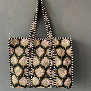 Bolsa de Mano Acolchada de Algodón con Estampado de Bloques, Reutilizable, Ligera, Resistente, Ecológica, para Viajes, Compras, Uso Diario - Product Image 1