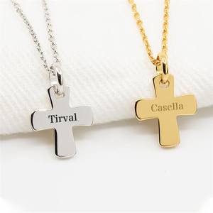 Colgante de <span class=keywords><strong>bautizo</strong></span> personalizado de acero inoxidable, joyería para niños, nombre grabado personalizado, fecha, collar con abalorio cruzado chapado en <span class=keywords><strong>oro</strong></span> - Product Image 1