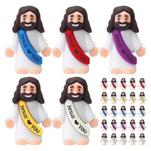 Statuette di Gesù Bambino Design Originale, Mini Giocattoli di Gesù in Gomma 'Gesù Ti Ama' per Nascondino, Regali per Feste della Scuola Domenicale - Product Image 1