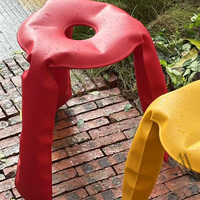 Tabouret ballon 3D de luxe, finition chromée haut de gamme, siège en métal, mobilier de réception moderne et minimaliste pour boutique, bureau d'hôtel