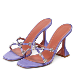 Sandalias de tacón bajo con diamantes y flores para mujer, zapatos de verano con punta abierta, tiras cruzadas, estilo mule - Product Image 3