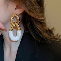 Luxe Style Européen À La Mode Géométrique Dangle Boucles D'oreilles Exagéré Plissé Ovale Alliage Drop Bijoux De Mode Déclaration Accessoire