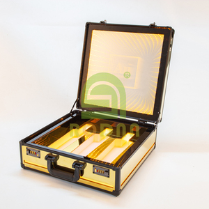 Estantes de exhibición de botellas de champán Rodnn Gabinete LED Estuche LED VODKA ORO ACERO INOXIDABLE ACABADO DE ESPEJO Logotipo infinito - Product Image 4