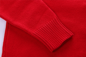 Vente en gros de vêtements de boutique pour enfantsPull de Noël en crochet pour bébés garçons, col en V, bouton unique pour enfants - Product Image 4