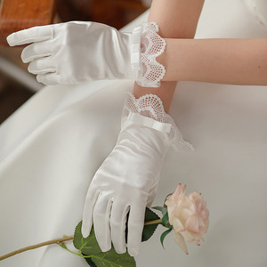 HZS-24014 nouveau court Satin dentelle <span class=keywords><strong>mariée</strong></span> <span class=keywords><strong>ivoire</strong></span> <span class=keywords><strong>gants</strong></span> accessoires <span class=keywords><strong>de</strong></span> mariage arc fête <span class=keywords><strong>gants</strong></span> - Product Image 4