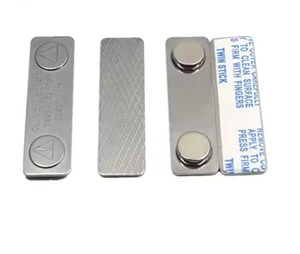 Etiqueta de nombre magnética reutilizable con accesorios de insignia de plástico Broche de etiqueta de nombre de imán de neodimio permanente reutilizable - Product Image 3