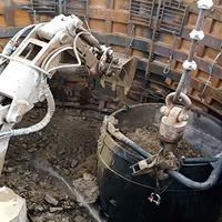 Coffrage mobile hydraulique pour la construction de puits miniers, direction flexible, adapté aux puits complexes, personnalisable
