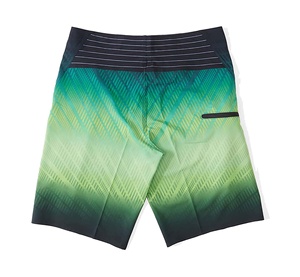 Shorts de plage pour couple en dentelle écologique, design personnalisé, impression par sublimation, résistant à l'eau, séchage rapide, style hip-hop pour hommes - Product Image 2