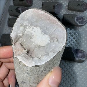 ควอตซ์สีชมพู คาลซีโดนี อโปฟิลิเย คริสตัลสีธรรมชาติ จีโอดคลัสเตอร์ ตัวอย่างจากอินเดีย สำหรับศาสนาและสไตล์แห่งความรัก - Product Image 4