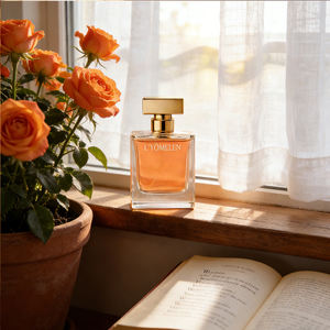 น้ำหอมออร์แกนิคจากน้ำมันหอมระเหยพืชธรรมชาติ กลิ่นหอมหวานซันฟรุตและดอกไม้ สูตรรักษ์โลก สำหรับผู้หญิง ใช้ได้ทุกวัน - Product Image 2