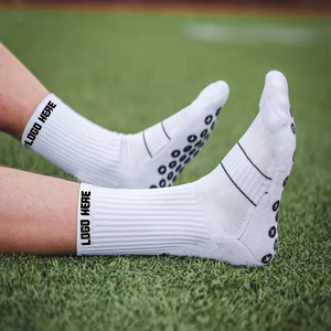 Calcetines de Fútbol Personalizados al por Mayor – Calcetines Antideslizantes de Nailon y Lana Merino con Soporte – Directo de Fábrica - Product Image 4