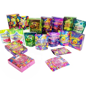 Ensemble <span class=keywords><strong>de</strong></span> sacs refermables en mylar holographique, debout, avec fermeture éclair, résistant à l'humidité, pour <span class=keywords><strong>chewing</strong></span>-<span class=keywords><strong>gum</strong></span> et nourriture pour animaux <span class=keywords><strong>de</strong></span> compagnie, avec logo personnalisé - Product Image 1