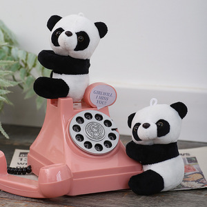 Peluche <span class=keywords><strong>Panda</strong></span> <span class=keywords><strong>Rosso</strong></span> con Clip, Imbottitura in Cotone PP, 10-11cm, Decorativo, Orsetto da Abbraccio, Gatto Giocattolo, Regalo per Macchina Acchiappa Peluche - Product Image 1