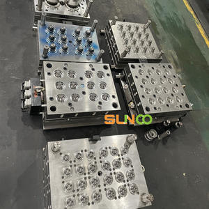 Molde de inyección de plástico personalizado para tapas de detergente de 16 cavidades con canal caliente, fabricante de moldes para tapas y preformas - Product Image 2