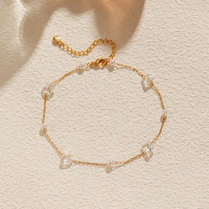 Chaîne de cheville en cuivre plaqué <span class=keywords><strong>or</strong></span> 18 carats pour <span class=keywords><strong>femme</strong></span>, avec zircon, papillon et perle, réglable, style bohème, bijou de <span class=keywords><strong>pied</strong></span> pour les vacances - Product Image 4