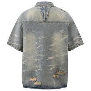 Chemise en jean déchirée pour homme, manches courtes, coupe ample, col rabattu, décontractée, en coton tissé, motif uni, idéale pour l'été - Product Image 2