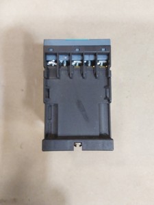 คอนแทคเตอร์รีเลย์ PLC SIRIUS 3NO+1NC รุ่น 3RH21311BB40 3RH2131-1BB40 พร้อมความเชี่ยวชาญทางเทคนิคที่ครอบคลุมและประสบการณ์อันลึกซึ้งในอุตสาหกรรม - Product Image 4