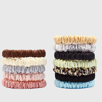 Chouchou en soie de mûrier pur 19 Momme 100% de luxe personnalisé mode couleur unie cheveux cravates pour femmes tissu élastique bandes de cheveux minces