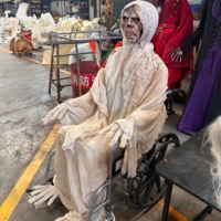 Figurine statique de momie zombie en fauteuil roulant effrayante, décoration animatronique, accessoires de maison hantée en métal pour fête d'horreur