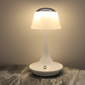Lampe <span class=keywords><strong>de</strong></span> table USB à intensité variable <span class=keywords><strong>de</strong></span> couleur crème minimaliste, <span class=keywords><strong>de</strong></span> forme hémisphérique, taille compacte pour les petits espaces, lecture au chevet, veilleuse - Product Image 3