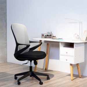 Chaise de bureau ergonomique en maille pivotante pour réunions et travail sur ordinateur, vente directe d'usine pour les détaillants - Product Image 3