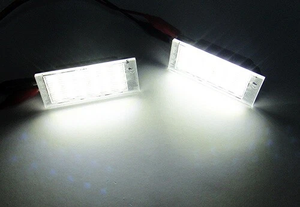 Nouveau 12V LED Lumière de plaque d'immatriculation 8200480127 265108474R pour Clio Laguna Megane Twingo <span class=keywords><strong>Master</strong></span> - Product Image 4
