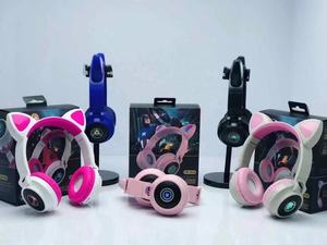 Casque d'écoute sans fil <span class=keywords><strong>pour</strong></span> enfants Oreille de chat avec lumière RVB Lumière stéréo basse Cadeaux <span class=keywords><strong>pour</strong></span> filles Casque de jeu Pc Phone - Product Image 6