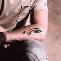 2024 nouveau Design imperméable semi-permanent à base de plantes jus de plantes encre temporaire autocollants de tatouage pour hommes et femmes utilisation de la main