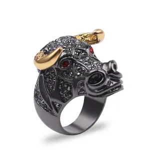 Stierenkop Ring Voor Mannen Rode Oog Bull Skull Ring Crystal Bull Head Hoorn Ring,Taurus Amulet Punk Dier Sieraden Cadeau